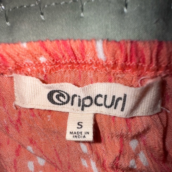 Rip Curl Orange Smocked 3/4 drape Sleeve romper size S. Worn once. EUC - Picture 9 of 13